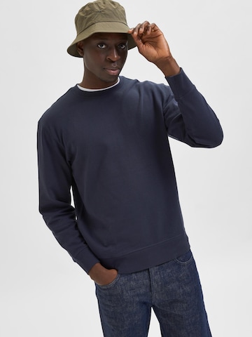 SELECTED HOMME Sweatshirt 'Caleb' in Blauw