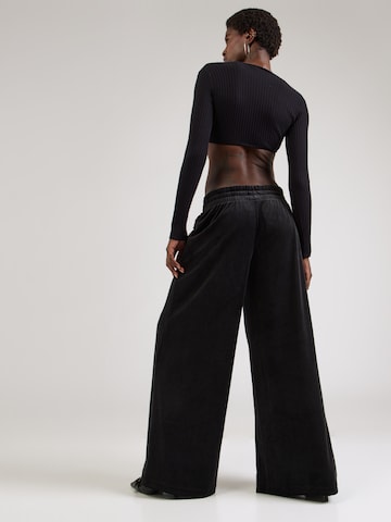 Juicy Couture Baggy Byxa 'CUFFED' i svart
