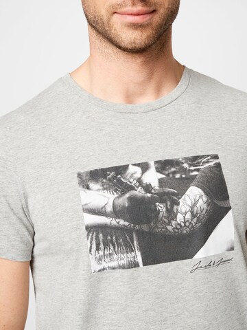 JACK & JONES T-Shirt in Grau