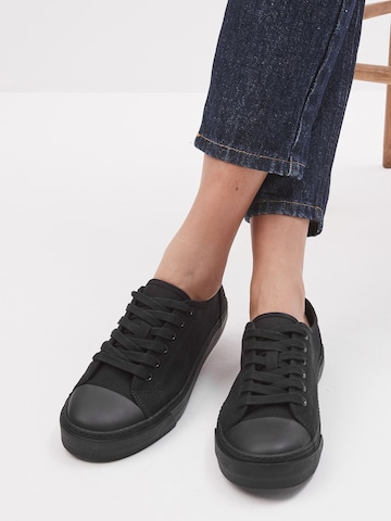 Next - Zapatillas deportivas bajas 'Forever Comfort®' en negro