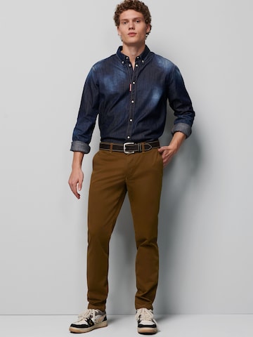 MEYER Regular Chino trousers in Brown