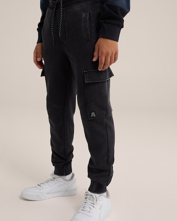 WE Fashion Tapered Pants in Grey: front