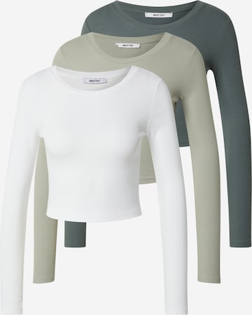 T-shirt 'Loretta' ABOUT YOU en vert : devant
