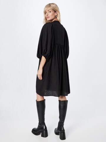 Robe-chemise 'Sarine' BRUUNS BAZAAR en noir