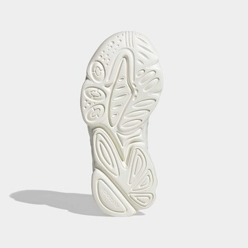 Baskets 'Ozweego' ADIDAS ORIGINALS en blanc