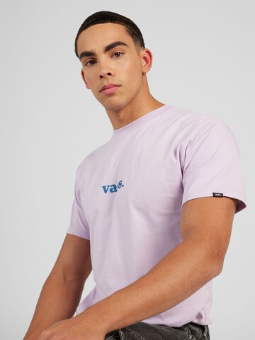 T-Shirt 'LOWER CORECASE' VANS en rose