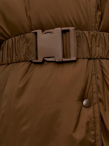 OBJECT Płaszcz zimowy 'Dagmar' w kolorze brązowy