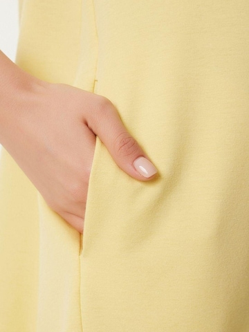 Robe Happiness İstanbul en jaune