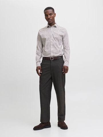 Coupe regular Chemise 'JPRBL A Black Pool' JACK & JONES en blanc