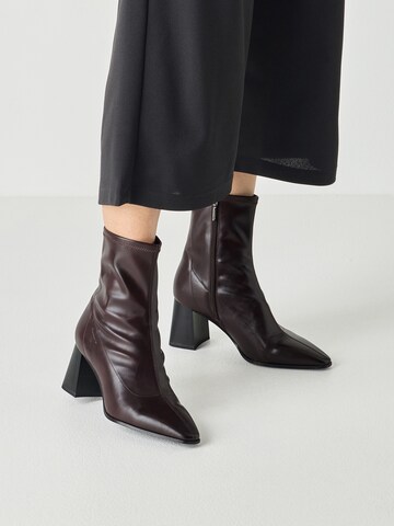 Stivaletto di Tamaris in rosso
