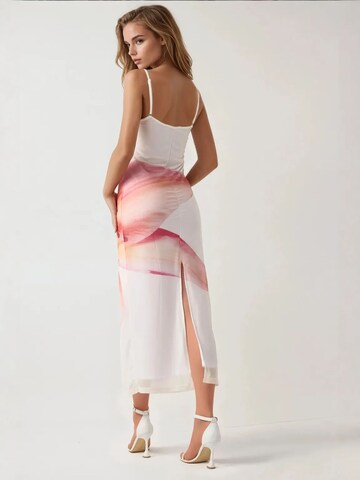 Hiccup - Vestido em branco