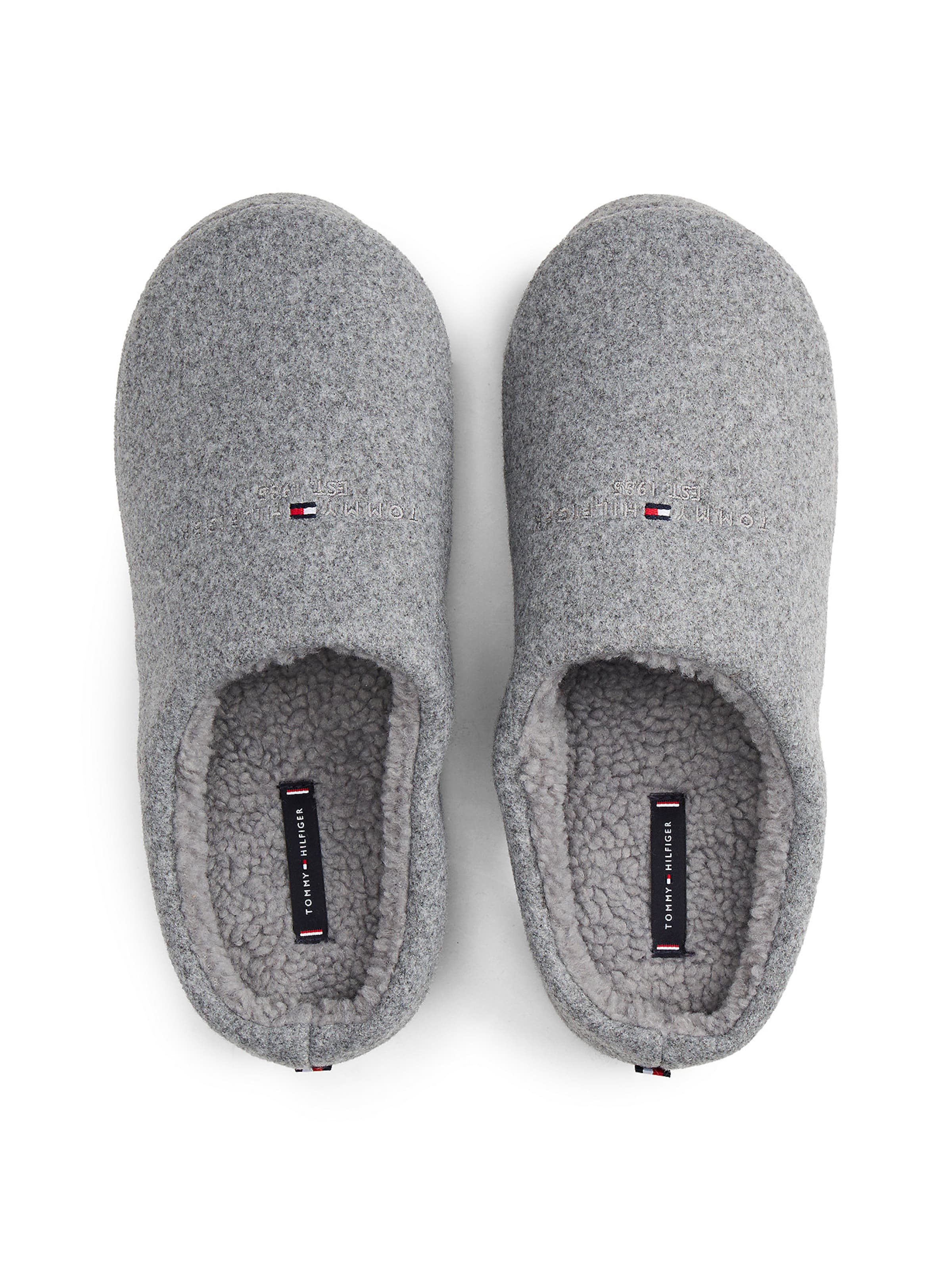 TOMMY HILFIGER Тапки в Серый