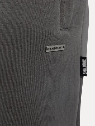 Smilodox Tapered Pants 'Thilo' in Grey