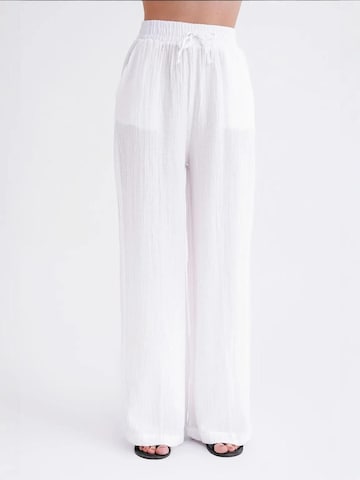 MixRay Wide leg Broek in Wit: voorkant