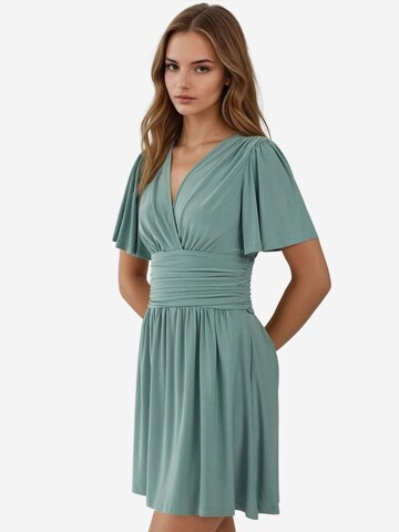 Hiccup Dress in Green