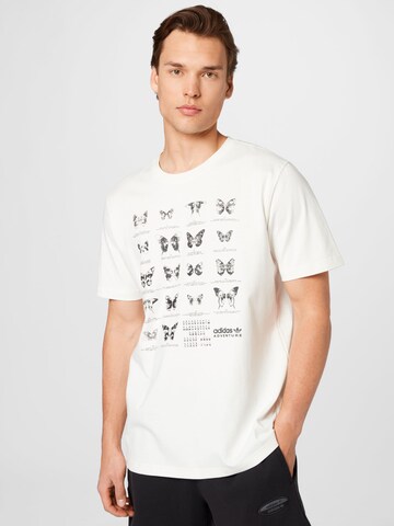 ADIDAS ORIGINALS T-Shirt 'Adventure C' in Weiß: predná strana