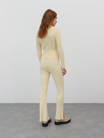 évasé Pantalon 'Enora' EDITED en beige