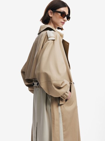 Manteau mi-saison Desigual en beige