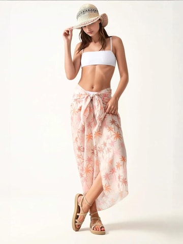 Hiccup Beach Towel in Pink