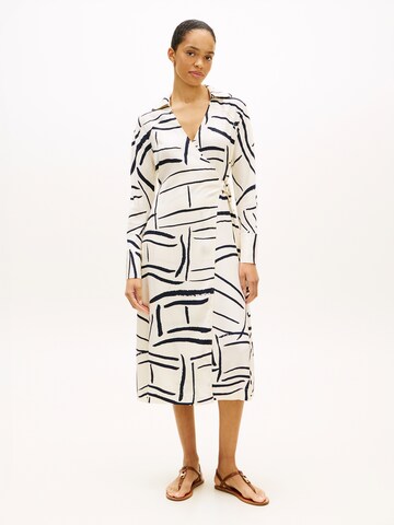 Abito camicia di TOMMY HILFIGER in bianco: frontale