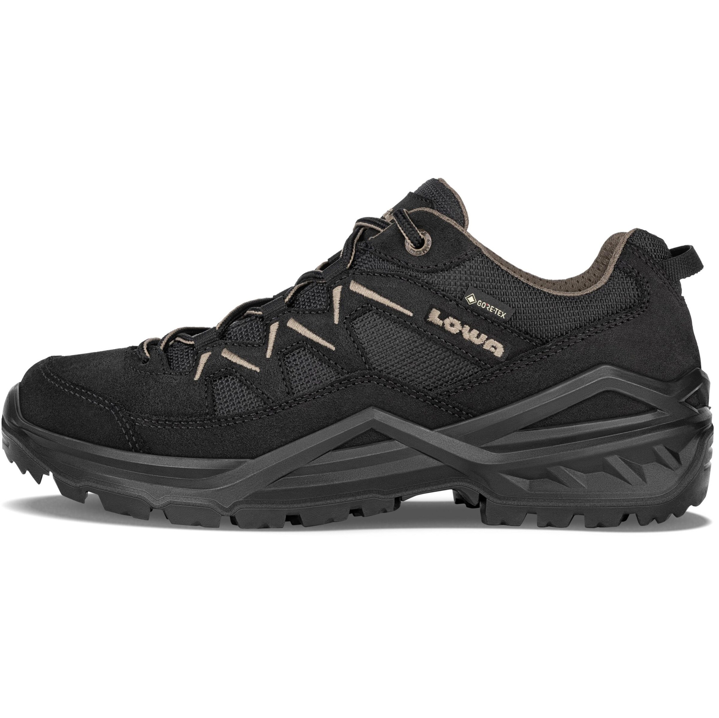 LOWA Flats 'Sirkos' in Black: front