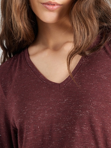 Tricou de la s.Oliver pe roșu