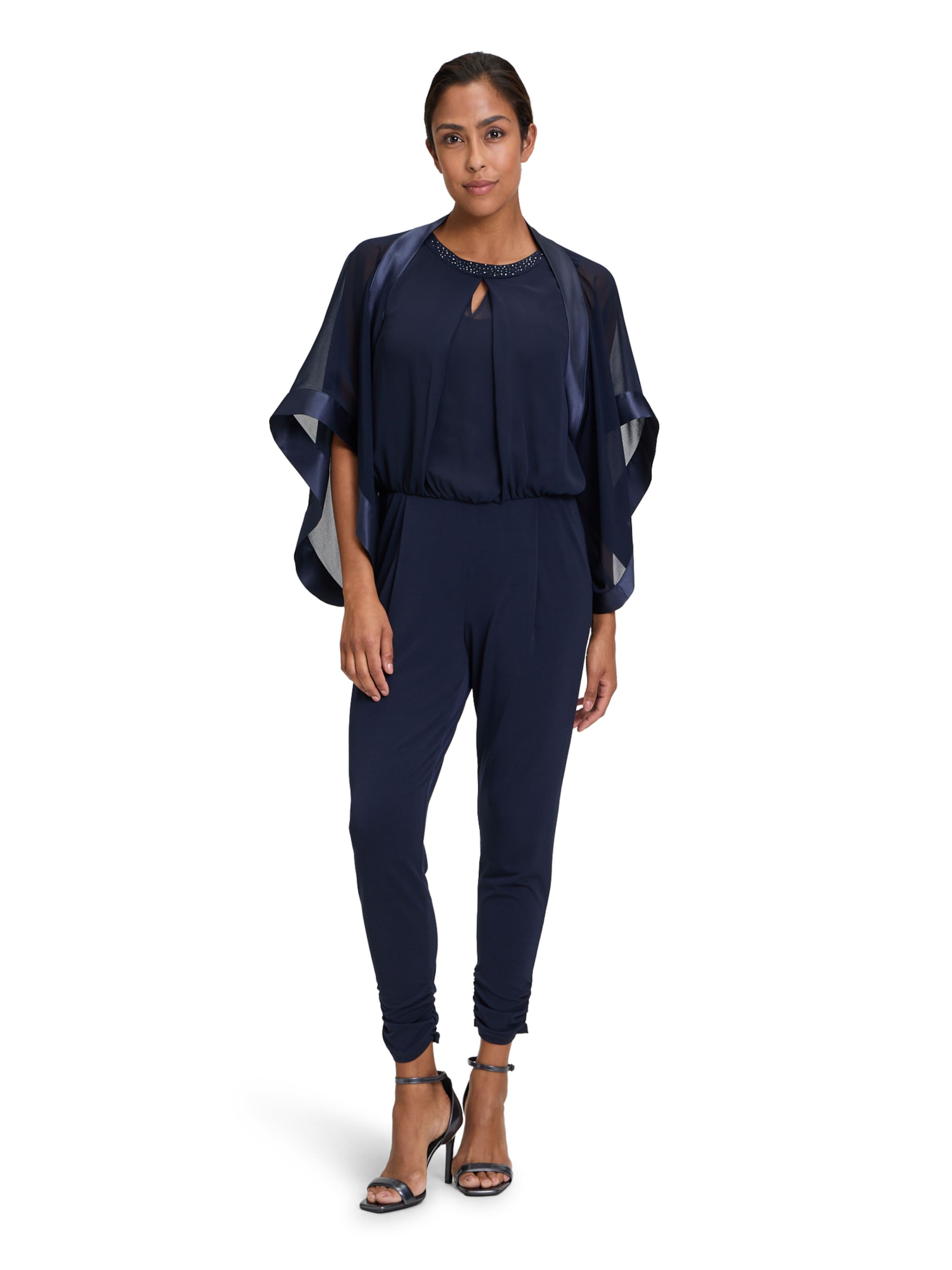 zils Vera Mont Pončo