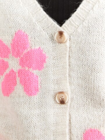 Geacă tricotată 'Fl44ower' de la Hailys pe bej