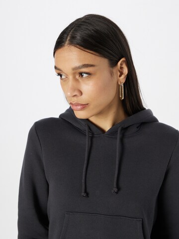 WEEKDAY Sweatshirt in Schwarz