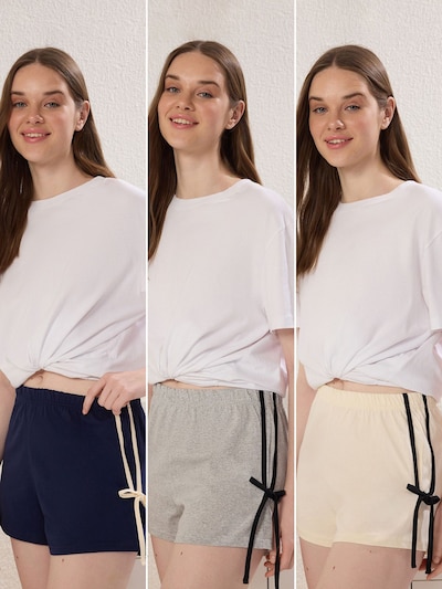 Trendyol Pyjamashorts in beige / navy / grau, Produktansicht
