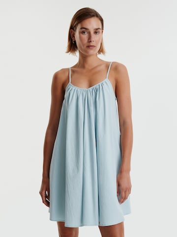 EDITED Zomerjurk 'Freda' in Blauw: voorkant