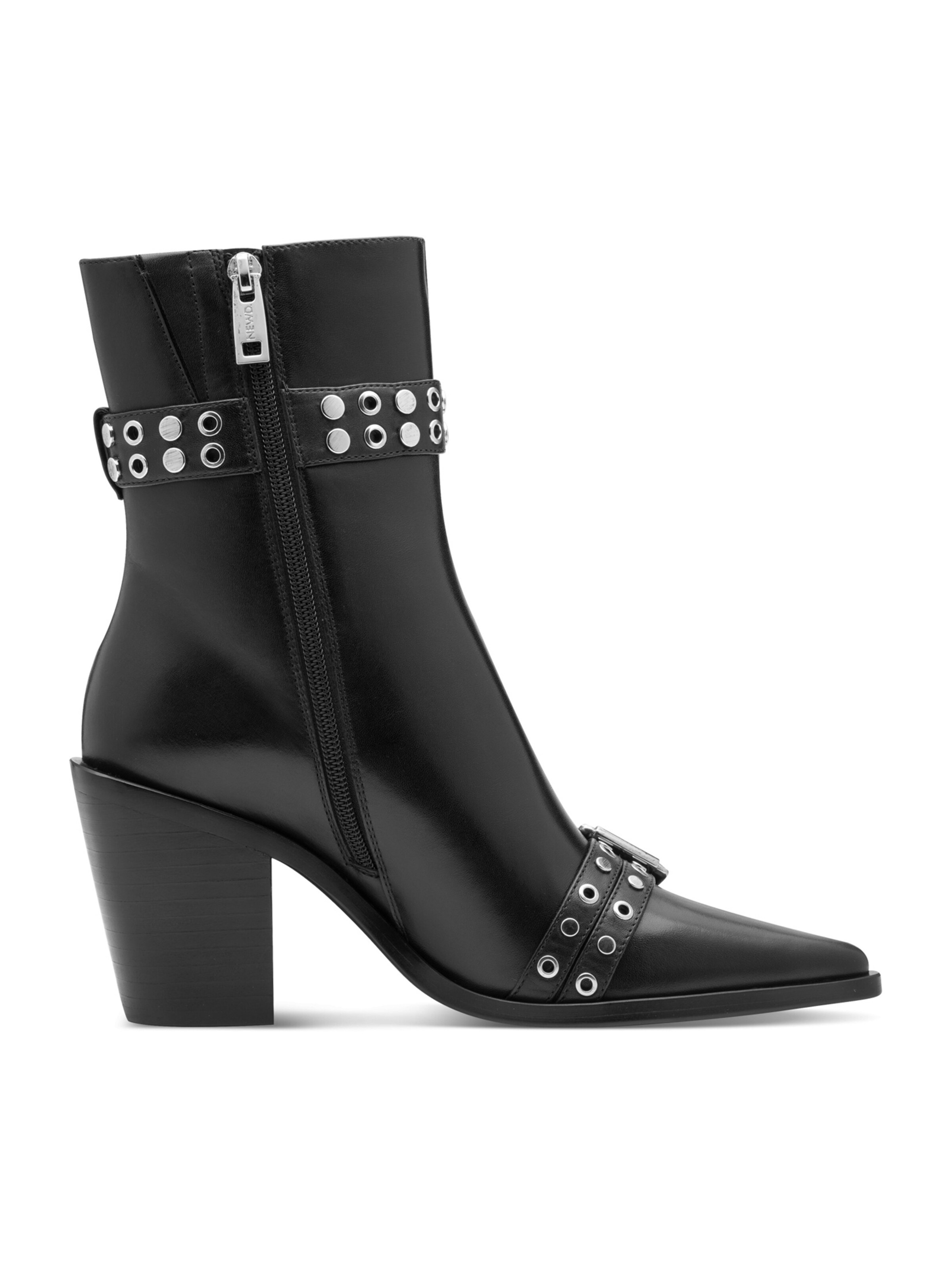 NEWD Ботинки в Черный
