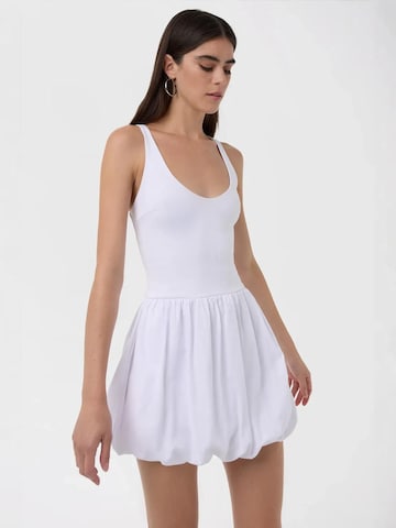 Hiccup Kleid in Weiß