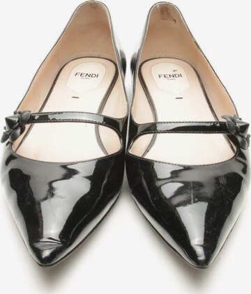 Fendi Flats & Loafers in 39 in Black