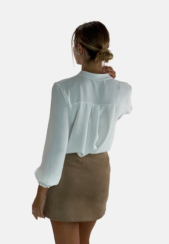 Elara Blouse in Wit
