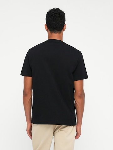 GUESS Bluser & t-shirts i sort