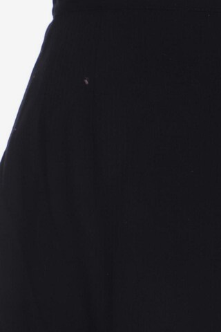 Cartoon Skirt in M in Black