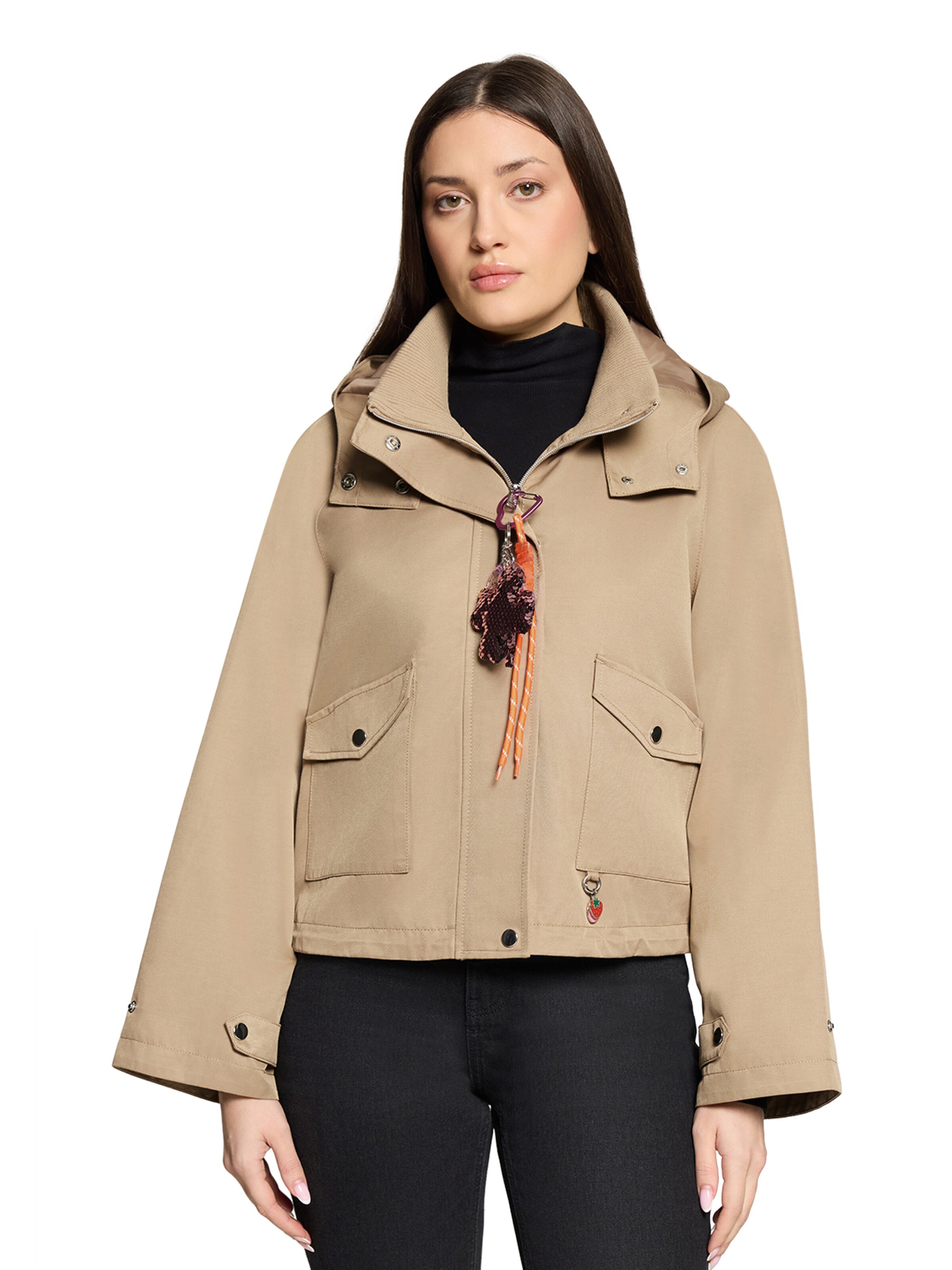 Cartoon Between-Season Jacket in Beige: front
