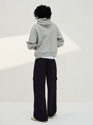 Bershka Baggy Cargofarkut värissä sininen