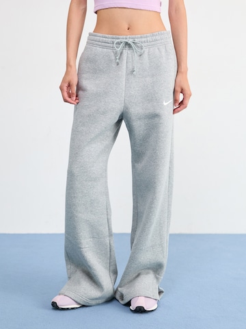 Nike Sportswear Обычный Штаны 'PHNX FLC' в Серый: спереди