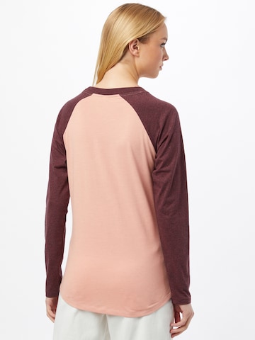 Tricou 'Flaggy' de la Iriedaily pe roșu