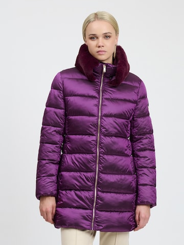 Influencer Vinterjakke i lilla: forside