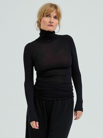 Seamless Basic Sweater ' Nouveau ' in Schwarz: Vorderseite