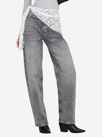 Barrel Jeans 'JDYBAILEY' di JDY in nero