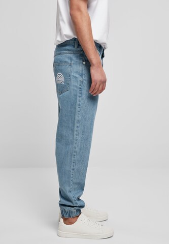 SOUTHPOLE Tapered Jeans in Blauw