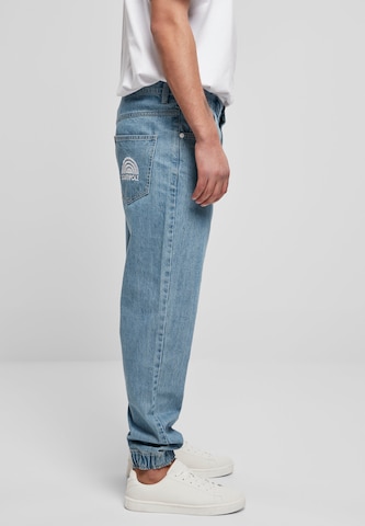SOUTHPOLE Tapered Jeans in Blue