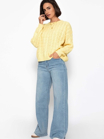 SASSYCLASSY Sweater in Yellow