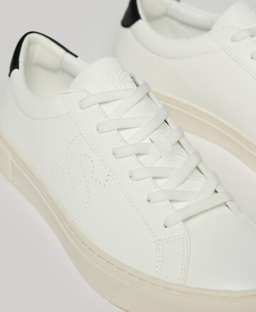 Superdry Sneakers in White