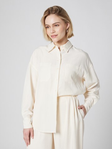 Guido Maria Kretschmer Women Bluse 'Shirin' in Beige: predná strana