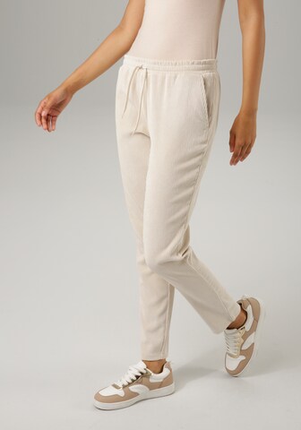 Aniston CASUAL Tapered Hose in Beige: Vorderseite